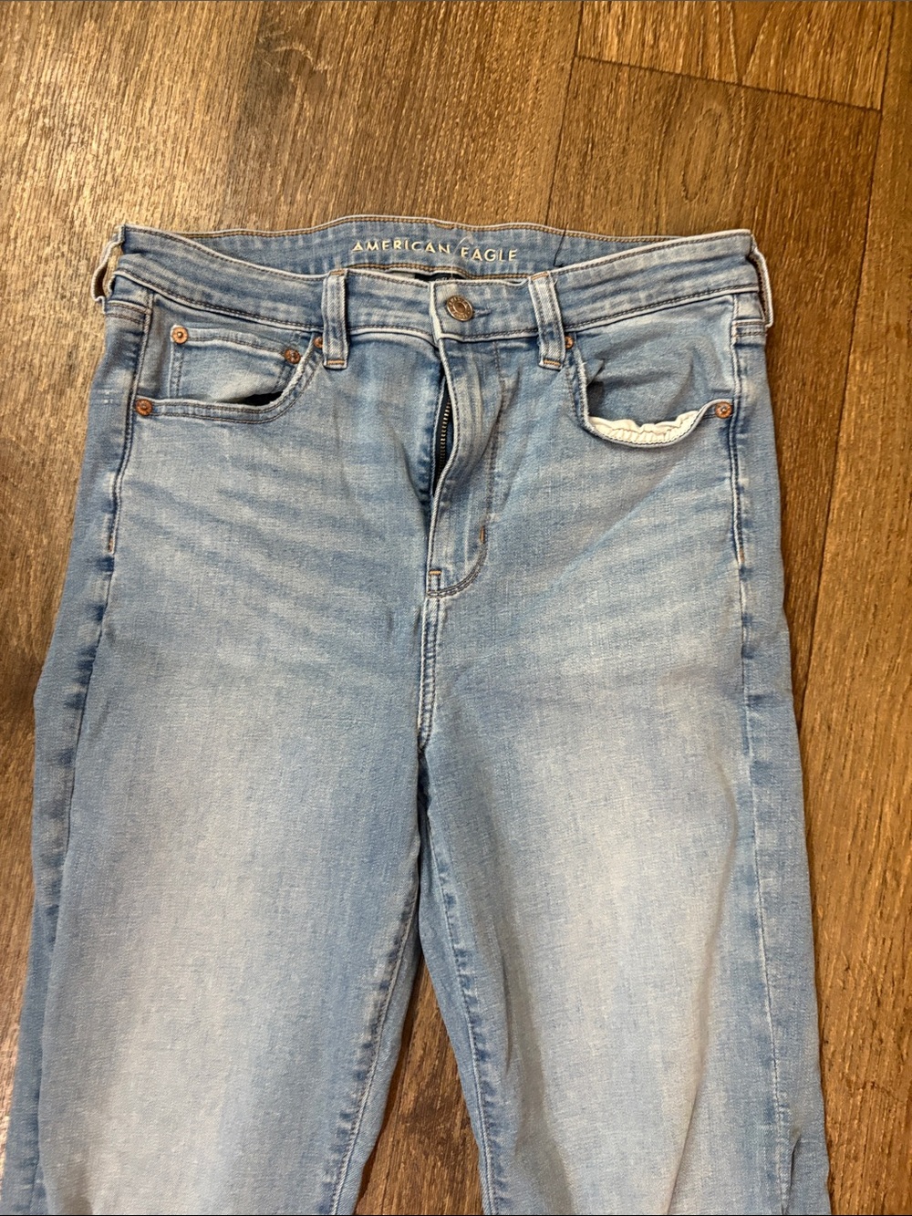 American Eagle Outfitters Light Blue High-Rise Women's Jeans